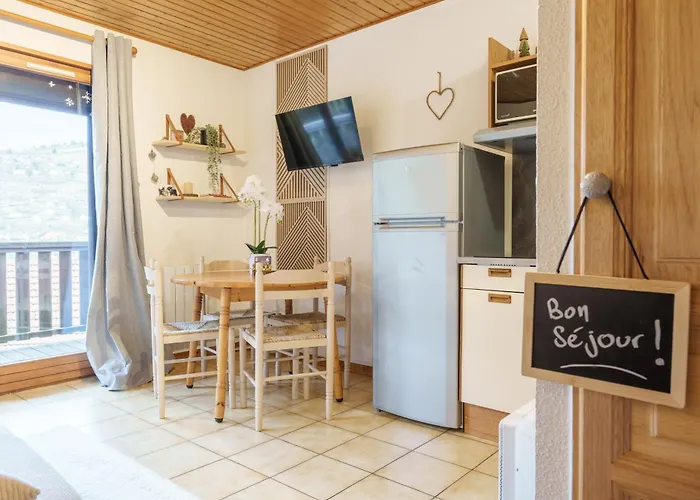 La Cime Des 4 - Vue Sur La Vallee A Apartmán